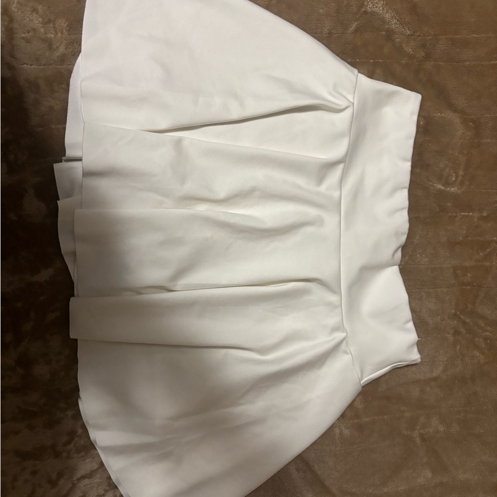 SHEIN Classic White Skirt